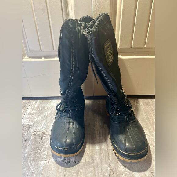 Sorel Snowbear wool-lined waterproof boots, size 8 - Picture 8 of 12